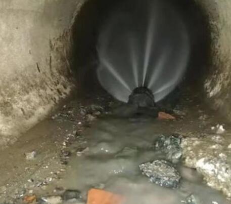 来凤市政管道清淤